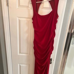Beautiful red Dress in great condition. Only wore once to a wedding.
